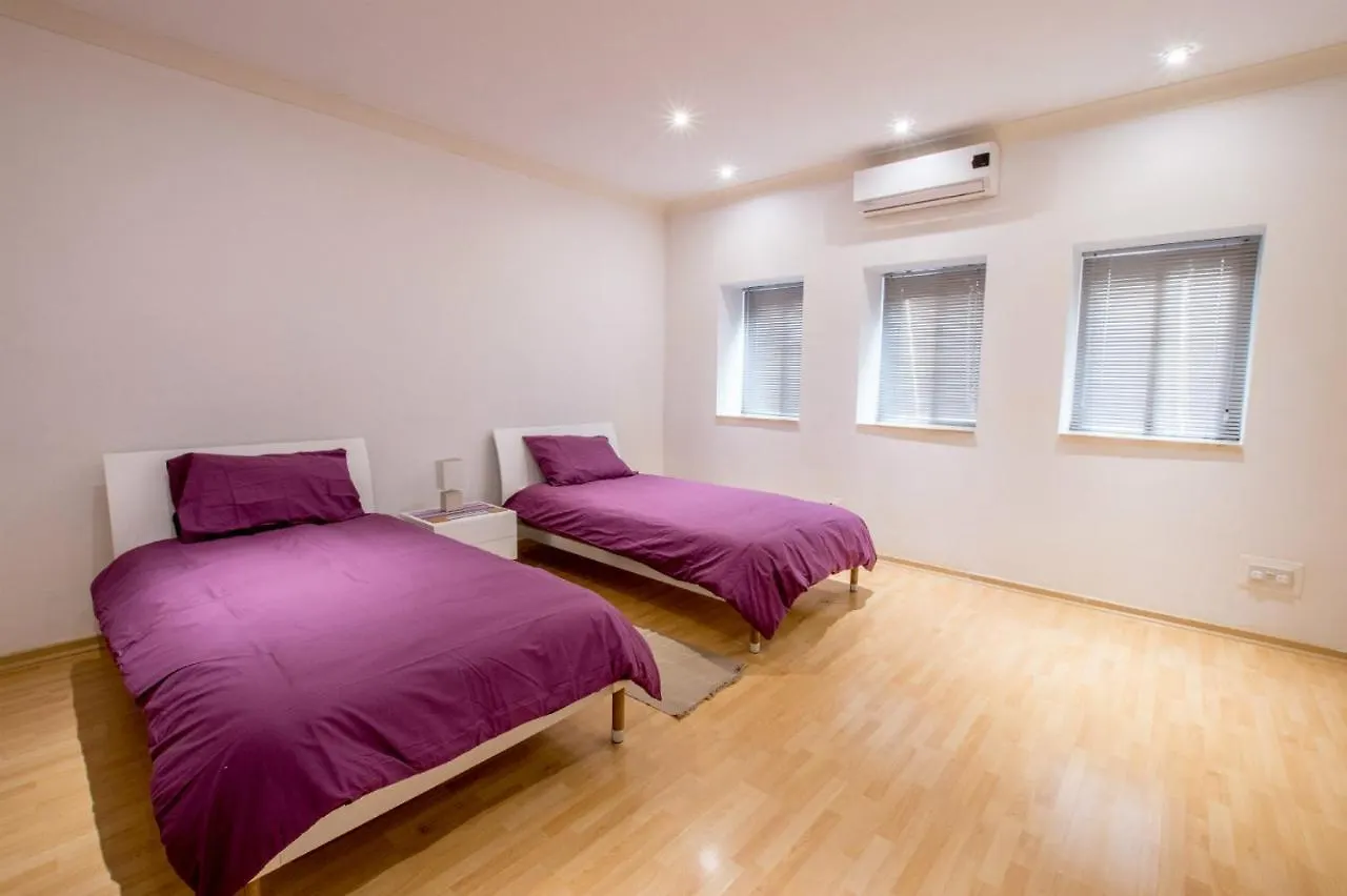 Bright, Spacious And Right In The Center Saint Julian's 0*,  Malta