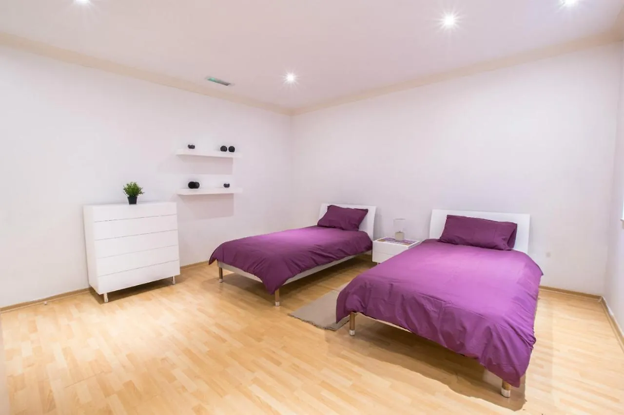 Bright, Spacious And Right In The Center Saint Julian's 0*,
