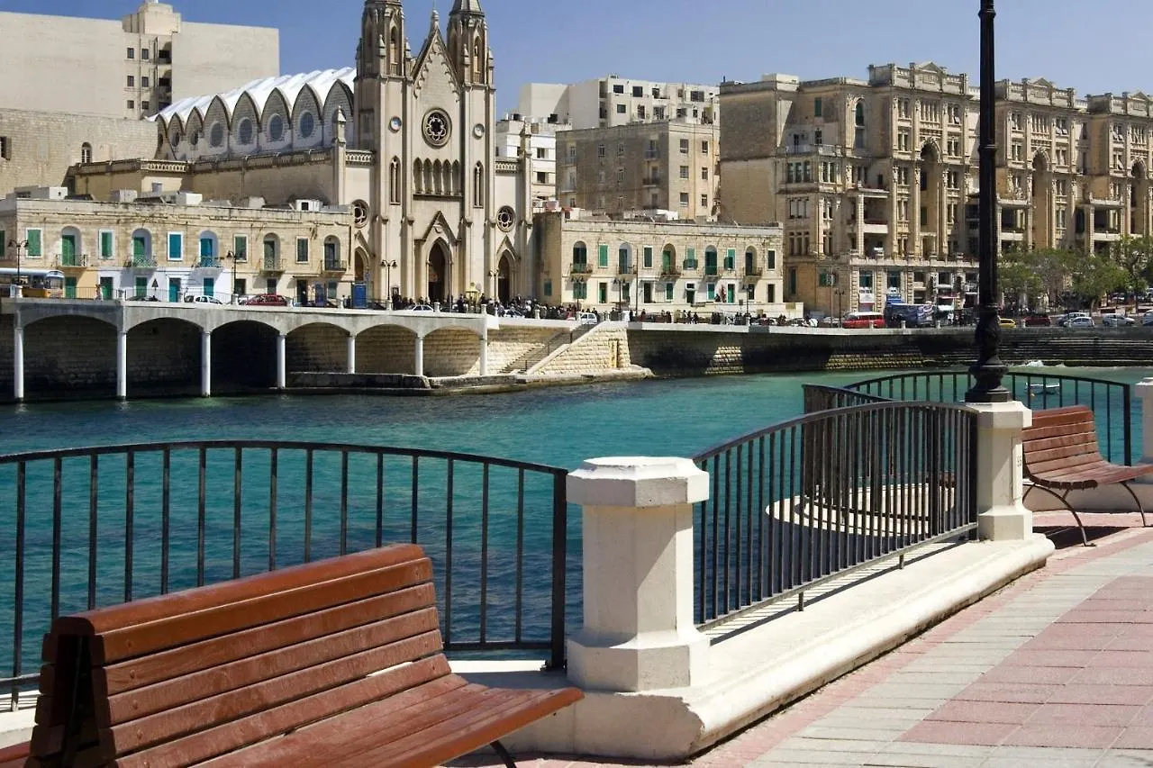 Bright, Spacious And Right In The Center Saint Julian's Malta