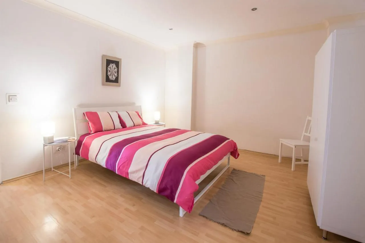 Bright, Spacious And Right In The Center Saint Julian's Malta